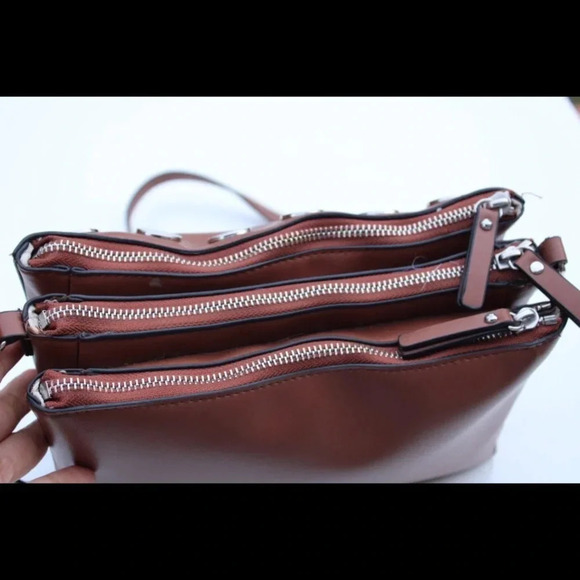 French connection cross body bag - Picture 3 of 8